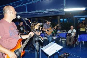 Charlie's & Ruano Band menea a Salinetas (Foto TA)